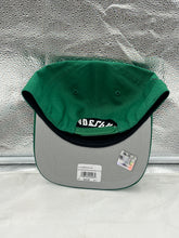 Load image into Gallery viewer, Side view of the Philadelphia Eagles NFL '47 Green Reversed Script Hitch Snapback Adjustable Hat highlighting the vibrant green color and reversed script logo.