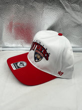 Load image into Gallery viewer, Side view of Florida Panthers NHL '47 Brand White Two Tone Wave Hitch Adjustable Snapback Hat highlighting its two-tone wave pattern.