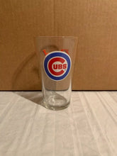 Load image into Gallery viewer, Chicago Cubs MLB 16oz Pint Budweiser Glass Mug Cup showcasing the official team logo and glass construction, perfect for enjoying beverages on game day.