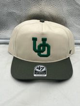 Load image into Gallery viewer, Oregon Ducks NCAA '47 Brand Natural Two Tone Hitch Adjustable Snapback Hat showcasing stylish two-tone design and adjustable snapback features.