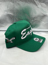 Load image into Gallery viewer, Philadelphia Eagles NFL '47 Throwback Green Hitch Script Snapback Adjustable Hat displayed from the front, showcasing the iconic Hitch script logo on a classic green cap.