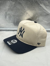 Load image into Gallery viewer, Close-up view of the New York Yankees MLB '47 Brand Natural TT Hitch Adjustable Snapback Hat highlighting the adjustable snapback closure for a customizable fit.