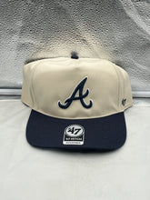 Load image into Gallery viewer, Atlanta Braves MLB '47 Brand Natural TT Hitch Adjustable Snapback Hat, perfect for showing team pride and style, ideal for game days and casual outings.