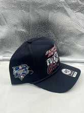 Load image into Gallery viewer, New York Yankees 2000 World Series MLB '47 Brand Navy Hitch Adjustable Hat displayed from the front showcasing the iconic Yankees logo.