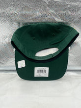 Load image into Gallery viewer, Green Bay Packers NFL '47 Brand Green Script Rope Hitch Snapback Adjustable Hat displayed on a wooden table against a blurred background, showcasing its vibrant green color and stylish rope detail.