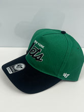 Load image into Gallery viewer, Close-up view of the New York Jets NFL '47 Throwback Green Two Tone Hitch Snapback Adjustable Hat highlighting its adjustable strap for comfort.