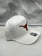 Load image into Gallery viewer, Texas Longhorns NCAA '47 Brand White Hitch Rope Adjustable Snapback Hat showcasing the stylish design with burnt orange accents and rope detail.