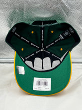 Load image into Gallery viewer, Green Bay Packers NFL '47 Brand Green Two Tone Hitch Snapback Adjustable Hat - Casey's Sports Store