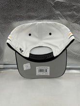Load image into Gallery viewer, Pittsburgh Steelers NFL '47 Brand White TT Diamond Hitch Snapback Adjustable Hat displayed on a mannequin, perfect for fans looking to represent the team.