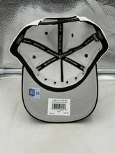 Load image into Gallery viewer, Close-up of the adjustable snapback feature of the Georgia Bulldogs NCAA '47 Brand White TT Diamond Hitch Hat, emphasizing comfort and fit for every supporter.