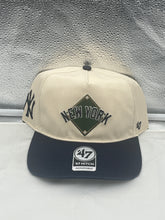 Load image into Gallery viewer, New York Yankees MLB '47 Brand Natural Two Tone Hitch Adjustable Snapback Hat - Casey's Sports Store
