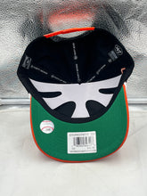 Load image into Gallery viewer, San Francisco Giants MLB '47 Black Script Hitch Rope Adjustable Snapback Hat displayed on a shelf ready for sale, emphasizing fashion and durability.