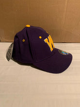 Load image into Gallery viewer, Washington Huskies Purple NCAA Zephyr Stretch Fit Size M/L Hat/Cap - Casey's Sports Store