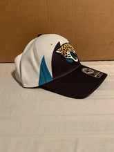 Load image into Gallery viewer, Jacksonville Jaguars '47 Brand NFL Solo Wave Stretch Fit One Size Fit Hat Cap - Casey's Sports Store