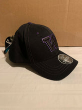 Load image into Gallery viewer, Washington Huskies NCAA Zephyr Black Stretch Fit Size XL Hat Cap - Casey's Sports Store