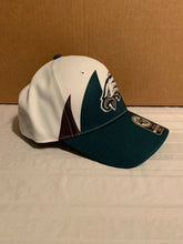 Load image into Gallery viewer, Philadelphia Eagles '47 Brand NFL Solo Wave Stretch Fit One Size Fit Hat Cap - Casey's Sports Store
