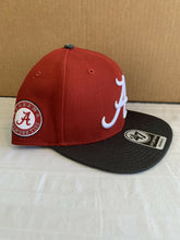 Load image into Gallery viewer, Alabama Crimson Tide NCAA '47 Brand Razor Red Sure Shot 2 Tone Snapback Hat - Casey's Sports Store