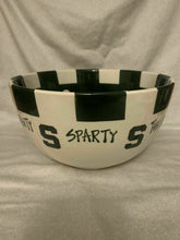 Load image into Gallery viewer, Michigan State Spartans NCAA Ceramic Large Mixing/Salad Bowl Magnolia Lane - Casey's Sports Store