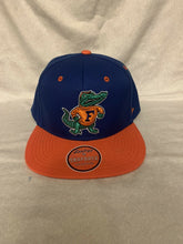 Load image into Gallery viewer, Florida Gators NCAA Zephyr Z11 Flat Bill Snap Back Hat Cap - Casey's Sports Store