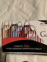 Load image into Gallery viewer, Florida Gators NCAA Game Day Gourmet Team Apron - Casey's Sports Store