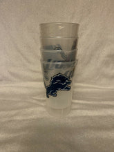 Load image into Gallery viewer, Detroit Lions NFL Set of 4 Plastic Tumblers Cups 16 oz. Whirley Drinkworks - Casey's Sports Store
