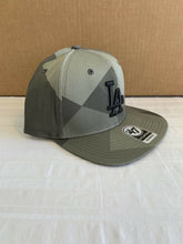 Load image into Gallery viewer, Los Angeles Dodgers MLB '47 Brand Sandalwood Countershade Snapback Hat - Casey's Sports Store