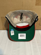 Load image into Gallery viewer, Wisconsin Badgers Throwback NCAA '47 Brand Red Clean Up Snapback Mesh Hat - Casey's Sports Store