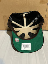 Load image into Gallery viewer, Tampa Bay Rays Throwback MLB '47 Black MVP Adjustable Snapback Hat - Casey's Sports Store