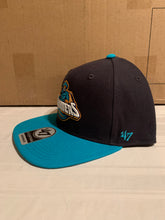 Load image into Gallery viewer, New York Islanders NHL '47 Brand Navy Two Tone Sure Shot Captain Snapback Hat - Casey's Sports Store
