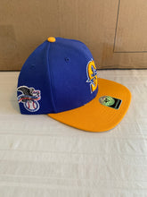 Load image into Gallery viewer, Seattle Mariners MLB '47 Brand Royal Two Tone Captain Snapback Hat - Casey's Sports Store