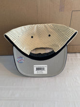 Load image into Gallery viewer, Kansas City Royals Cooperstown MLB '47 Brand Woodside Captain Snapback Hat - Casey's Sports Store