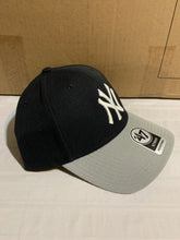 Load image into Gallery viewer, New York Yankees Throwback MLB '47 Brand Navy MVP One Size Adjustable Hat - Casey's Sports Store