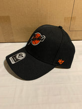 Load image into Gallery viewer, San Francisco Giants Throwback MLB '47 Brand Black MVP One Size Adjustable Hat - Casey's Sports Store