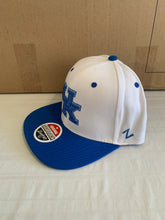 Load image into Gallery viewer, Kentucky Wildcats NCAA Zephyr White Two-Tone Adjustable Snapback Hat - Casey's Sports Store