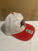 Load image into Gallery viewer, Tampa Bay Buccaneers '47 Brand NFL Stretch Fit S/M Hat Cap - Casey's Sports Store