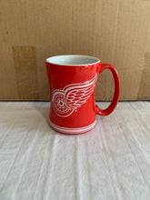 Load image into Gallery viewer, Detroit Red Wings NHL Boelter Brands 14oz Mug - Casey's Sports Store