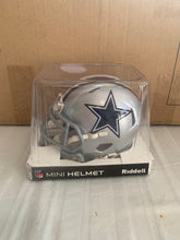 Load image into Gallery viewer, Dallas Cowboys Throwback NFL Riddell Silver Replica Mini Helmet - Casey's Sports Store