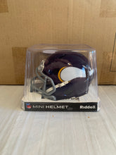 Load image into Gallery viewer, Minnesota Vikings Throwback NFL Riddell Purple Replica Mini Helmet - Casey's Sports Store