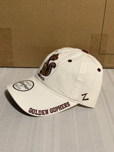 Load image into Gallery viewer, Minnesota Golden Gophers Throwback NCAA Zephyr Clean Up White Adjustable Hat - Casey's Sports Store