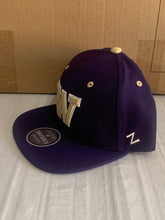 Load image into Gallery viewer, Washington Huskies Zephyr Purple Adjustable Snapback Hat - Casey's Sports Store