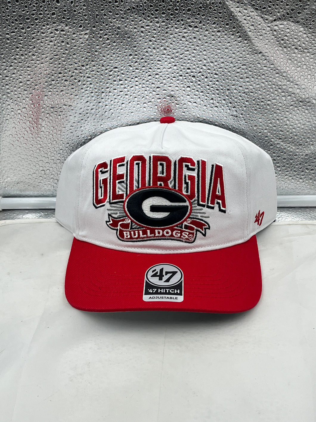 Georgia Bulldogs NCAA '47 Brand White Two Tone Hitch Adjustable Snapback Hat showcasing stylish design and adjustable fit for fans.