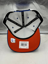 Load image into Gallery viewer, Close-up detail of the Denver Broncos NFL '47 Throwback White TT Hitch Rope Snapback Adjustable Hat fabric and stitching, emphasizing quality craftsmanship in this essential Denver Broncos hat.

