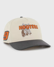 Load image into Gallery viewer, Chase Elliot #9 '47 Brand Natural Two Tone Hooters Hitch Adjustable Snapback Hat
