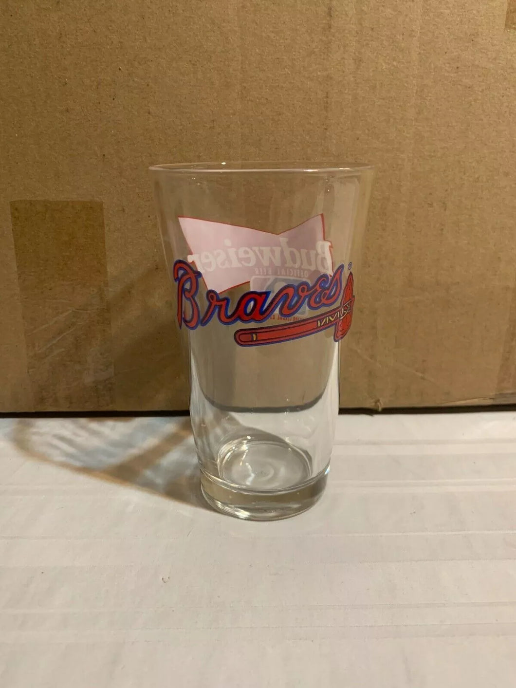 Atlanta Braves MLB 16oz Pint Budweiser Glass Mug Cup showcasing the iconic team logo, perfect for fans of the Atlanta Braves glass.