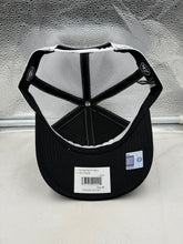 Load image into Gallery viewer, Oregon Ducks NCAA '47 Brand Black Mesh Trucker Snapback Adjustable Hat
