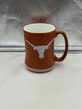 Load image into Gallery viewer, Texas Longhorns NCAA Boelter Brands 14oz Mug Orange showcasing the iconic Texas Longhorns logo, perfect for fans, features a vibrant orange color and is microwave and dishwasher safe.
