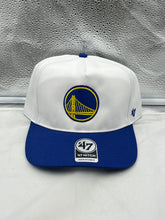 Load image into Gallery viewer, Golden State Warriors NBA &#39;47 Brand White Two Tone Hitch Adjustable Snapback Hat front view showcasing the sleek white design and two-tone color scheme.
