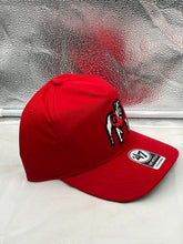 Load image into Gallery viewer, Side view of the Georgia Bulldogs NCAA &#39;47 Brand Throwback Red Hitch Adjustable Snapback Hat highlighting its adjustable snapback feature.
