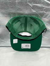 Load image into Gallery viewer, Casual wear with the Philadelphia Eagles NFL &#39;47 Brand Green Hitch Mesh Rope Snapback Adjustable Hat, ideal for game day or everyday style for Eagles enthusiasts.
