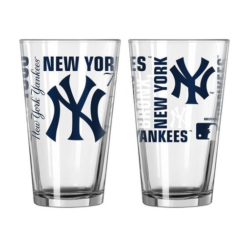 two new york yankees glasses on a white background